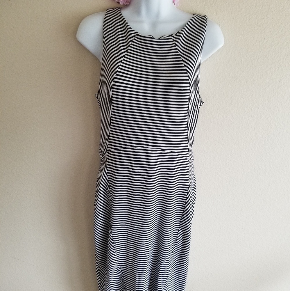 Bananna Republic striped Dress blsck & white 10 - Picture 2 of 8